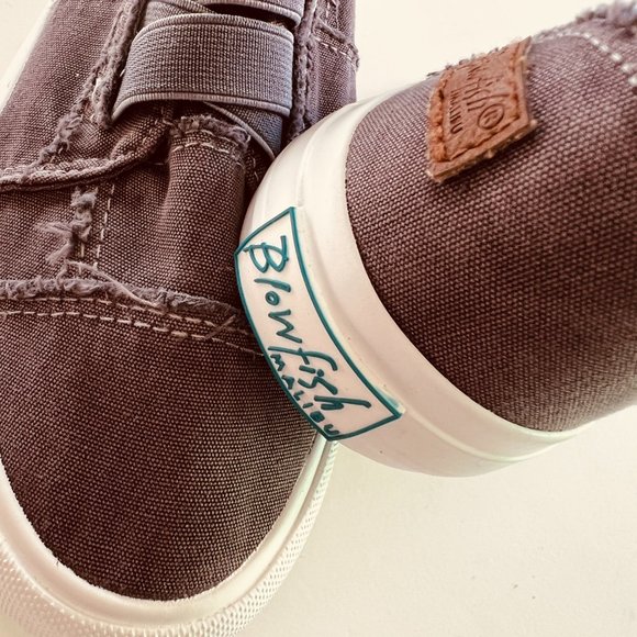 BLOWFISH Malibu Grape "Marley" Canvas Slip-On Tennis Shoe Size  7 1/2 - Picture 2 of 6